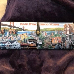 San Francisco Clutch